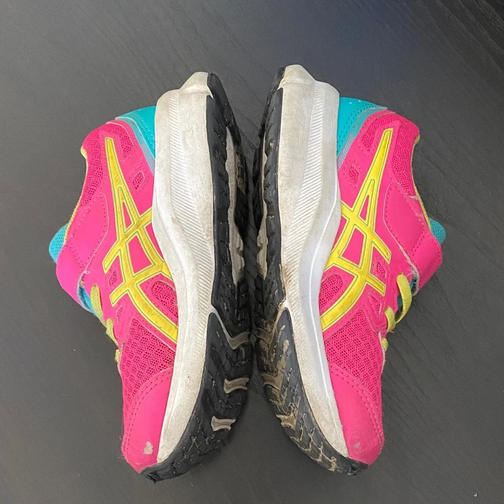 Asics bright pink
